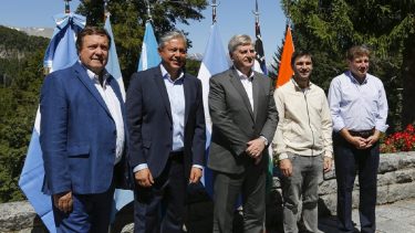 Weretilneck, Figueroa y gobernadores patagónicos se reunieron este mes en La Angostura.