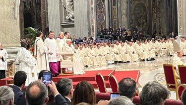 El papa Francisco canoniza a Mama Antula en el Vaticano, convirtiéndola en la primera santa argentina de la historia. Foto Luis Virgilio Sánchez.