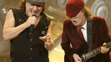 Con solo dos de sus legendarios miembros, AC/DC regresa a los escenarios tras ocho años.