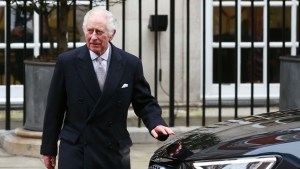 Cómo se enteró el rey Carlos III que está enfermo y qué tipo de cáncer tiene