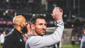 Furor en Hong Kong: 40 mil personas colmaron el estadio para ver entrenar a Messi