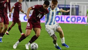 Con un penal agónico, Venezuela se lo empató a Argentina por el cuadrangular final del Preolímpico