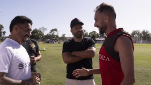 El Kun Agüero desmintió los rumores y aún no se sumará a los entrenamientos de Independiente