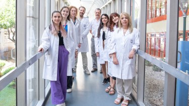 Especialistas del Conicet trabajan con personal médico del hospital Garrahan para mejorar el tratamiento del retinoblastoma. Foto: gentileza