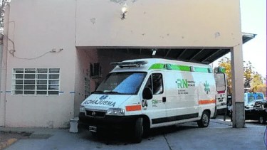 El chofer de la ambulancia escapó luego del choque. Foto: Archivo.