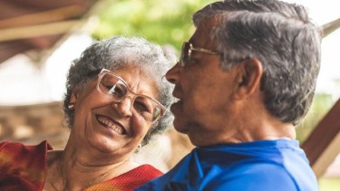 Los adultos mayores de 70 años pueden pedir las pensiones no contributivas.-