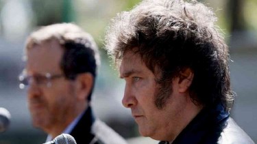 El mandatario libertario reveló la estrategia de legislar por decreto tras el fracaso de la ley ómnibus. Foto archivo.