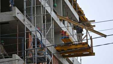 Toda la cadena productiva de la construcción tuvo un fuerte derrumbe.