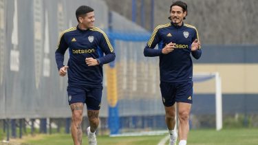 Rojo y Cavani estarían podrían ser convocados para el encuentro ante Lanús.