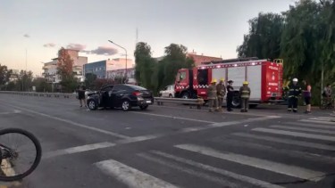 Fuerte choque sobre la ex-Ruta 22 de Neuquén. Foto: Gentileza. 