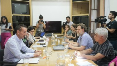 El encuentro de Tobares y el gremio docente de Neuquén. Foto: Gentileza ATEN. 