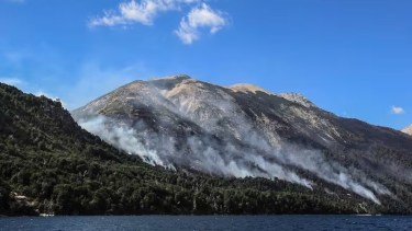 Incendio en el parque Los Alerces: con más de 8.300 hectáreas afectadas, la situación mejora