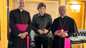 Milei llegó a Roma para reunirse con el papa Francisco el lunes: cómo será el encuentro