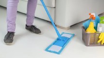 Imagen de Empleadas domésticas: Además del aumento, los sueldos de marzo 2024 suman una novedad clave