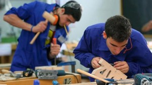 Oficializaron la eliminación del Potenciar Trabajo: qué dice el decreto y cómo se llaman los nuevos programas