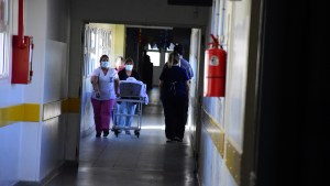Recurrir a la Justicia ante la desesperación: se multiplicaron los recursos de amparo por cirugías y prótesis en Río Negro