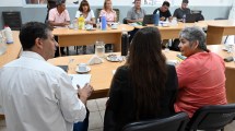 Imagen de Paritarias en Río Negro: el Gobierno ofreció nuevos montos para el bono de marzo, la escala gremio por gremio