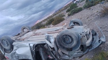 Un muerto en vuelco sobre la Ruta 40, en el norte de Neuquén: la víctima era de Buta Ranquil