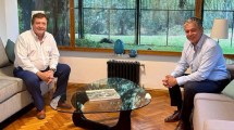 Imagen de Menos empleados públicos, el ajuste que le pide el Gobierno de Milei a los gobernadores: Neuquén y Río Negro, presentes