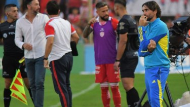 El DT del Xeneize se volvió muy preocupado de Santa Fe. (FBaires)