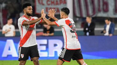 Solari anotó uno de los goles en el triunfo ante Estudiantes y compartirá el ataque con Borja en el Monumental.