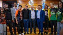 Imagen de Liga Federal de Básquet: Pérfora y Petrolero recibieron aportes del municipio de Cutral Co