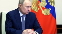 Imagen de Putin califica el atentado en Moscú, que dejó al menos 115 muertos, de «acto terrorista salvaje»