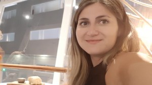 Tenía Covid la trabajadora del hospital de Allen, pero no confirman si fue la causa de muerte