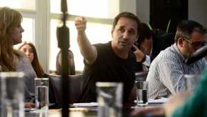 El DNU de MIlei enfrentó a «tibios» y decididos en la Legislatura de Neuquén