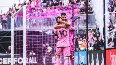 Luis Suárez y Lionel Messi, una dupla sigue vigente.