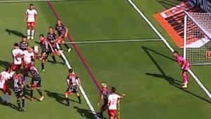 Video | Otra vez hubo polémicas con Barracas: el gol anulado y un penal no cobrado a Huracán