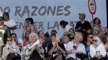 Imagen de Primer 24 de marzo de Milei: hubo críticas al Gobierno y se pidió una «ley antinegacionista», durante el acto central