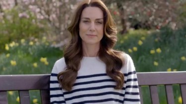 Kate Middleton emitió un video oficial, donde confirmó que tiene cáncer.-