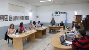 Unter no recibió oferta de bono y surgen rechazos en las primeras asambleas rumbo al Congreso