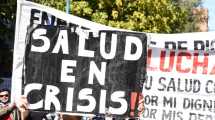 Imagen de Trabajadores de salud marcharon por Roca en reclamo por una mejora salarial