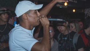 Rap trabajador: la historia de Doxter, el rapero de Regina que combina filosofía, religión y vida cotidiana