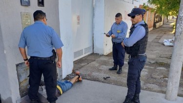 El hombre de 37 años fue detenido cerca de una estación de servicios de la capital rionegrina. 