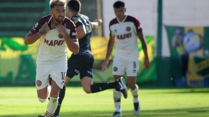 Con un hat-trick de Moreno, Lanús goleó a Defensa y Justicia en Florencio Varela