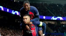 Imagen de Con doblete de Mbappé, el PSG sigue en la Champions League