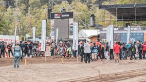 Mundial de motocross: se postergó el freestyle y este sábado arranca la acción en Villa La Angostura