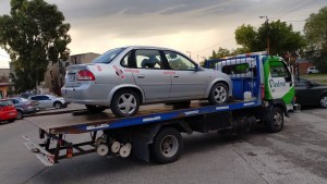 Remises truchos en Viedma: el municipio secuestró un vehículo y hay preocupación