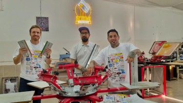 "El equipo del taller: Luciano Miazzi, Nico Sandoval y yo", compartió Esteban Huffmann, autor del diseño.