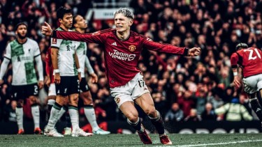 Con Garnacho intratable, el Manchester United eliminó al Liverpool.