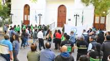 Imagen de Se tensa el conflicto para Castro en Viedma, con municipales: «Si no hay dinero…»