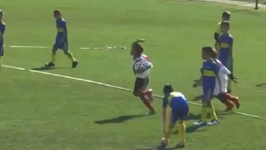 River le hizo un gol a Boca sacando del medio en inferiores y estallaron las redes sociales