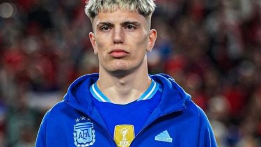 Alejandro Garnacho realizó una publicación en redes sociales que ilusionó a los hinchas argentinos.