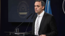 Imagen de Dejarán de financiar cooperativas creadas entre 2020 y 2022: «Otra caja que desaparece», dijo Adorni