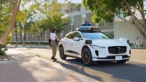 Los autos autónomos empezaron a reemplazar a los taxistas en Estados Unidos