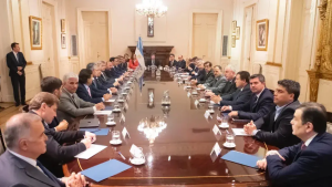 El gobierno de Milei entregará a los gobernadores un nuevo borrador de la Ley Ómnibus