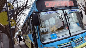 En Viedma el boleto de colectivo se fue a $420 y tiene otro aumento previsto